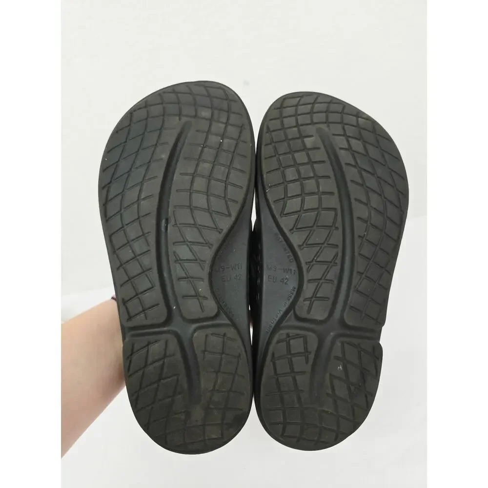 OOFOS Ooriginal Unisex Recovery Flip-Flops Thong Sandals Black M9 W11
